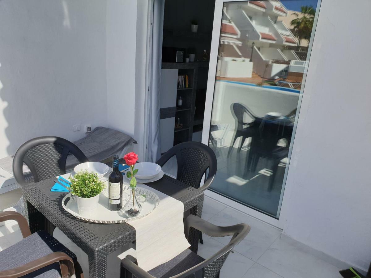 Casa Las Flores With Heated Pool, Only 490 Meters To The Beach, Balcony, Wifi Arona  Ngoại thất bức ảnh